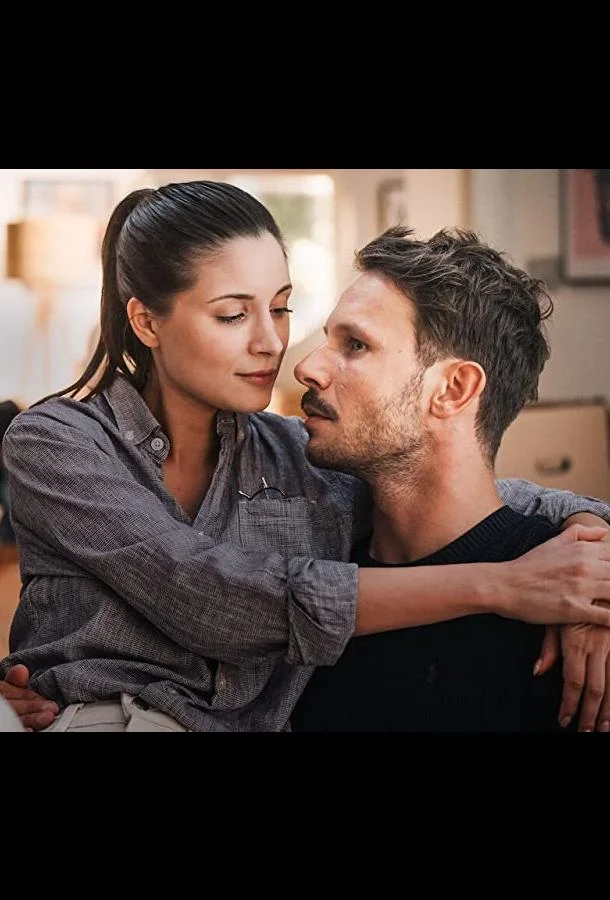 Смотреть Фильм Снова любовь в квадрате(2023) бесплатно